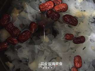 玫瑰银耳羹 满满胶原蛋白的做法步骤:4