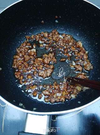 蒜泥肉末烤茄子的做法步骤:6