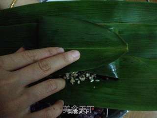 记忆犹新的思乡味道--红糖蜜豆粽子的做法步骤:6
