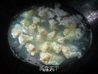 三鲜猪肉馄饨的做法步骤:7