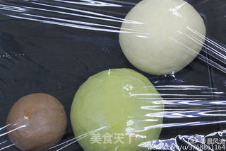 萌萌哒—熊猫面包的做法步骤:3