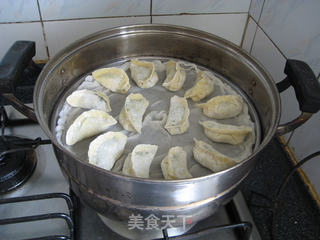 玉米面蒸饺的做法步骤:16