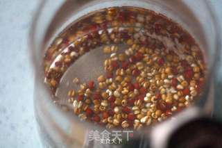 茯苓薏仁红豆汤的做法步骤:2