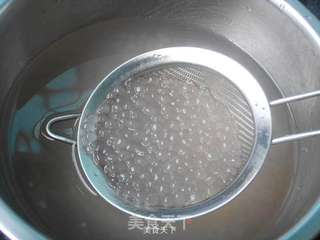 牛奶芒果西米露的做法步骤:6