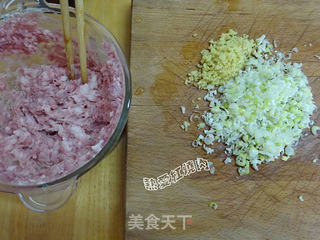 头伏饺子——扁豆馅儿饺子的做法步骤:5