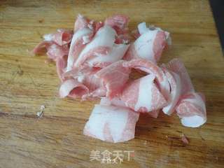 双椒豆腐泡的做法步骤:2