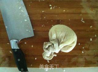 猪肉白菜馅饼的做法步骤:2
