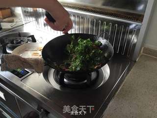 酸辣椒香菜牛肉的做法步骤:8