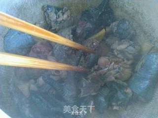 榴莲核煲乌鸡的做法步骤:8