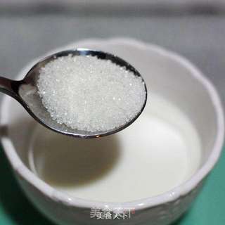 炎夏里的一丝清凉-----樱桃果冻的做法步骤:2