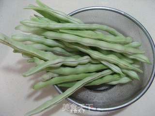 五花肉炖白不老的做法步骤:6