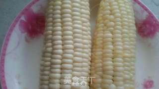 清水煮玉米的做法步骤:4