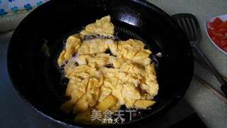 番茄炒蛋---人见人爱的家常菜的做法步骤:4