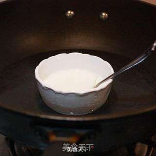 炎夏里的一丝清凉-----樱桃果冻的做法步骤:4