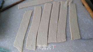 芝麻苏打饼干的做法步骤:7