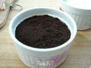 鲜桃酸奶盆栽的做法步骤:9