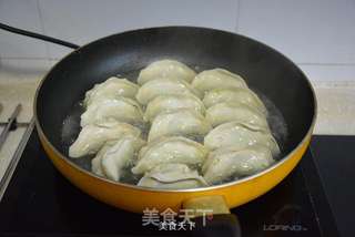 蛋皮煎饺的做法步骤:5
