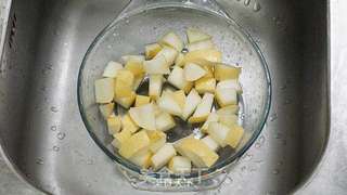 白茅根竹蔗葛根糖水的做法步骤:4