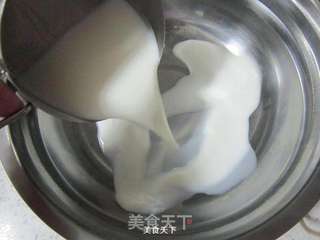 在家轻松制作蓝莓轻乳酪蛋糕的做法步骤:4