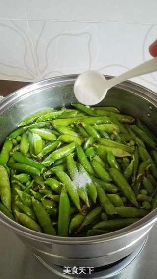 盐水豌豆的做法步骤:3