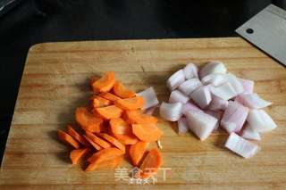 辣白菜芝心年糕的做法步骤:2