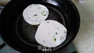 椒盐葱油饼的做法步骤:13