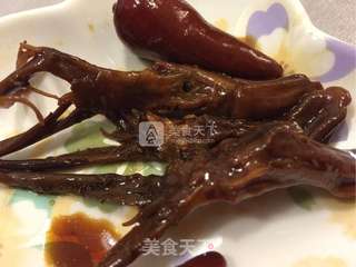 白小厨秘制卤鸭舌的做法步骤:3