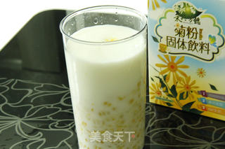玉米汁瘦身玉米奶昔的做法步骤:11