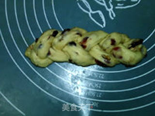 蔓越莓核桃节日面包的做法步骤:15