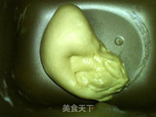 蔓越莓核桃节日面包的做法步骤:5