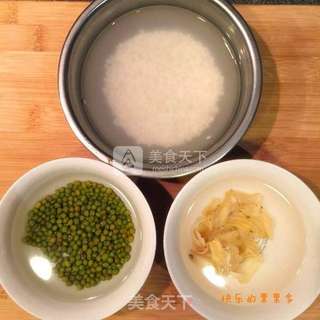 绿豆百合粥的做法步骤:2