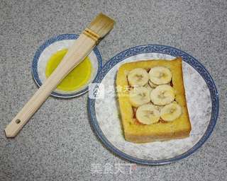 浓香美味无法挡-----花生酱香蕉吐司盒的做法步骤:5