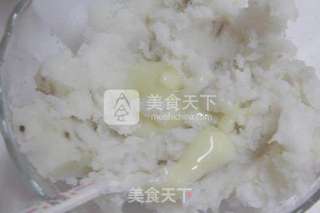 夏日里既美味又养生甜点——草莓山药泥的做法步骤:4