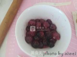 樱桃派的做法步骤:2