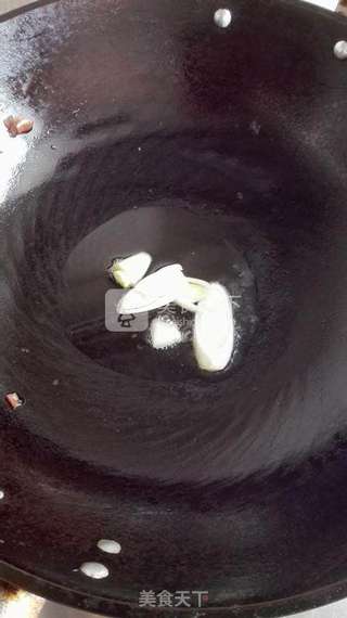 菠菜鸡蛋疙瘩汤的做法步骤:3