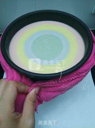 彩虹慕斯的做法步骤:17