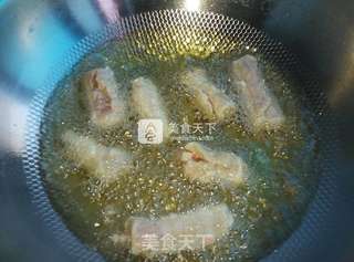 三蔬溜肉段的做法步骤:7