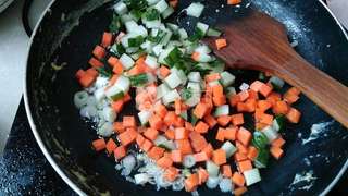 酱油炒饭的做法步骤:10
