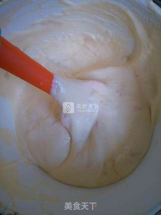 炼乳戚风蛋糕的做法步骤:10