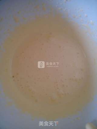 炼乳戚风蛋糕的做法步骤:3