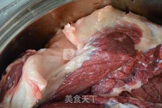 教你做一碗真正的兰州牛肉面的做法步骤:3