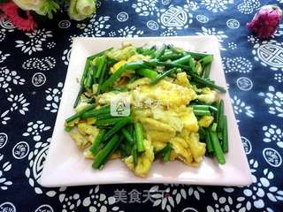韭菜苔炒鸡蛋的做法步骤:9