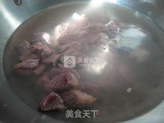 牛肉炖土豆的做法步骤:4