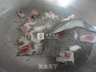 蘑菇尖椒炒肉的做法步骤:6