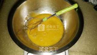 蜂蜜蛋果子的做法步骤:2