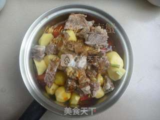 小土豆烧牛肉的做法步骤:4