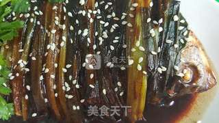 葱焖虫草花陈皮醸鲫鱼的做法步骤:10