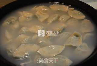芹菜猪肉水饺的做法步骤:8