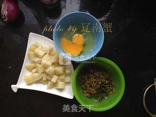 土豆鸡蛋煎的做法步骤:3