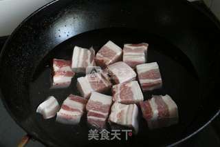 东坡肉的做法步骤:3